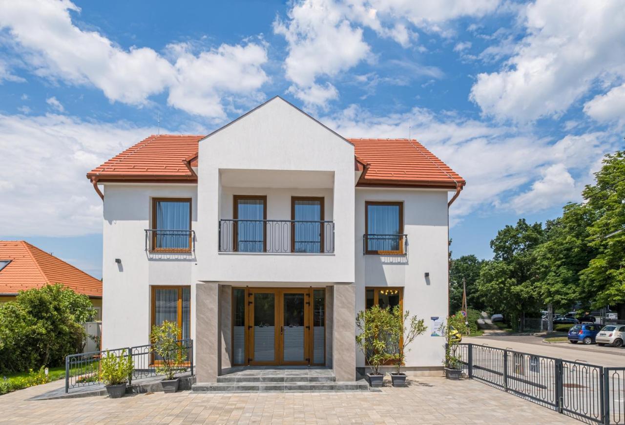 Fuered Centrum Panzio Balatonfüred Extérieur photo